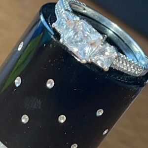 Women’s ring size 10